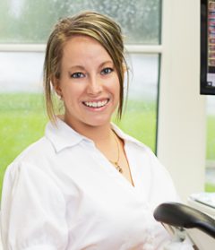 CentreDentaireRichelieu-Cynthia Côté-Gibouleau